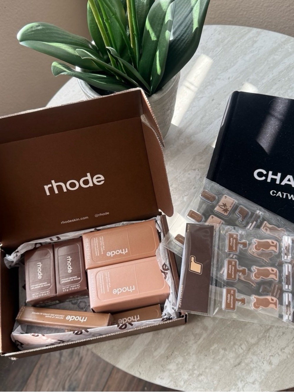 ✨ Rhode summer bundle 🌞 - Picture 2 of 12
